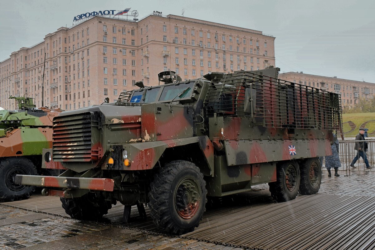 Защищённый автомобиль MASTIFF. - Татьяна Помогалова