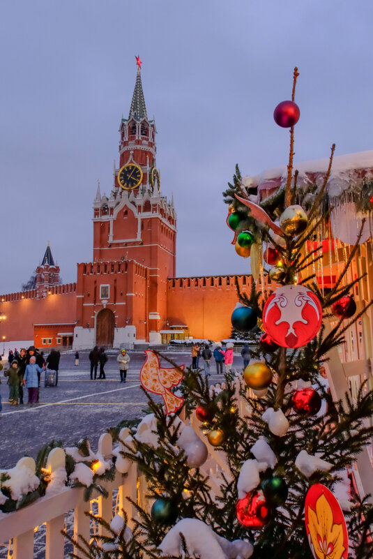 Спасская башня Московского Кремля - Георгий А