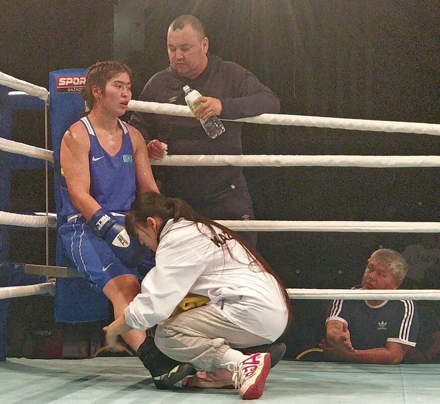 Бей сильнее,Алтынай - Андрей Хлопонин