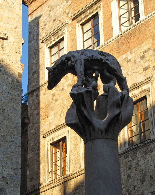 Сиенская волчица - ИРЭН@ .