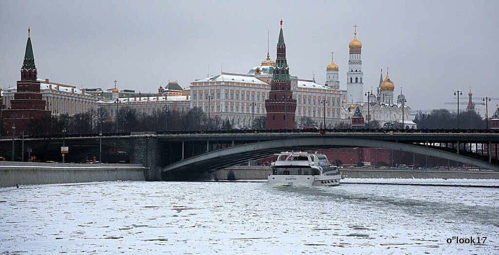 уплывает старый год - Олег Лукьянов