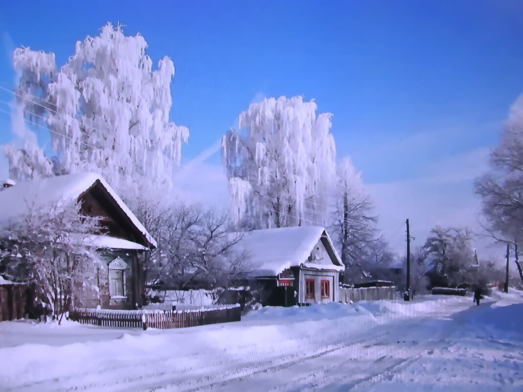 По зимней деревне - Людмила Смородинская