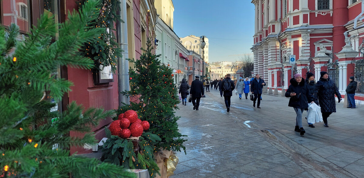 Московские улицы в Новый год - ИРЭН@ .