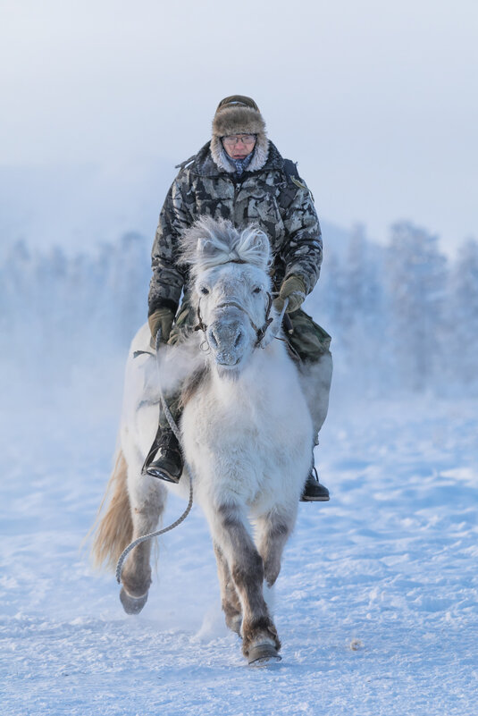 Зима в Якутии - Михаил Потапов