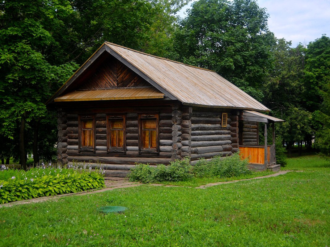 Чебоксары. Дом Ивана Семеновича Чапаева. - Пётр Чернега
