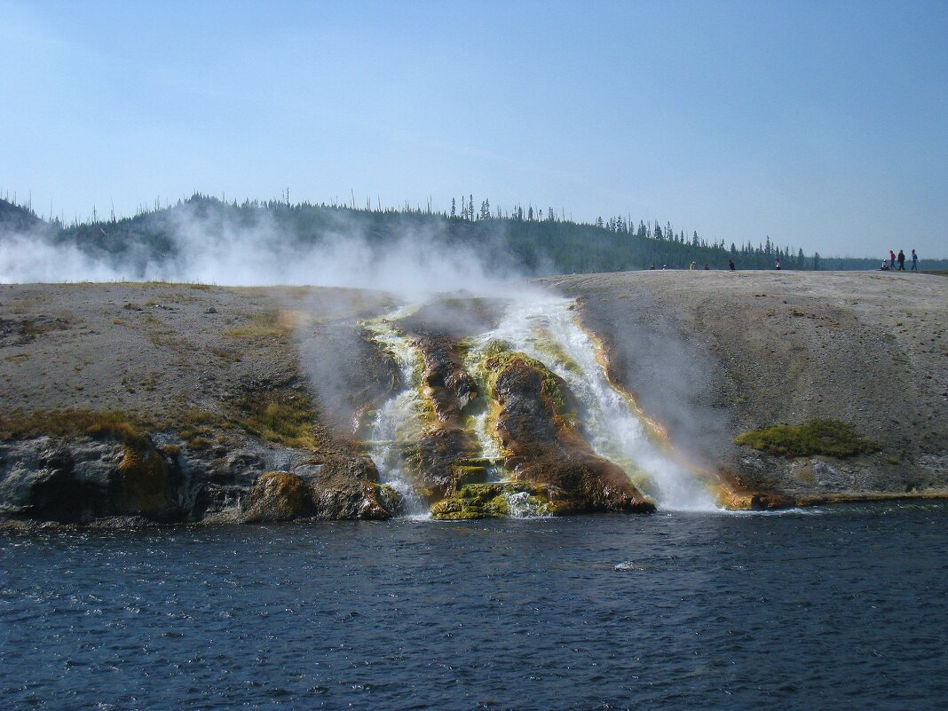 Горячие ручьи Йеллоустона. - unix (Илья Утропов) Горячие ручьи Йеллоустона. - unix (Илья Утропов)