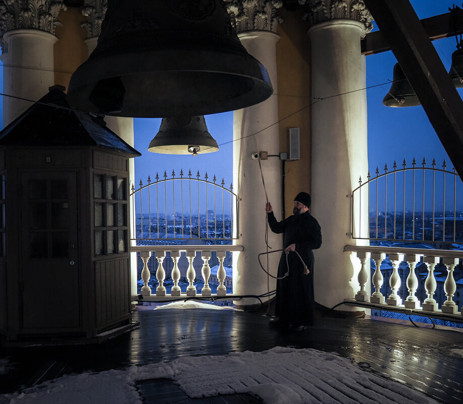 Звонарь собора Владимирской иконы Божией Матери - Магомед . Звонарь собора Владимирской иконы Божией Матери - Магомед .