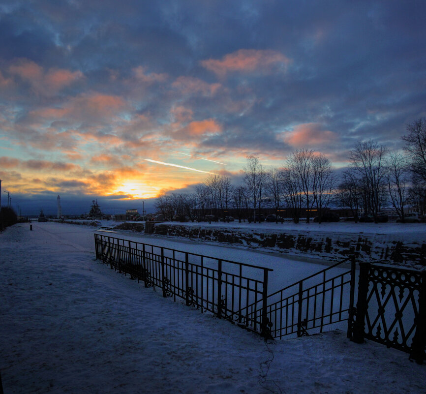 *** - Сергей Григорьев