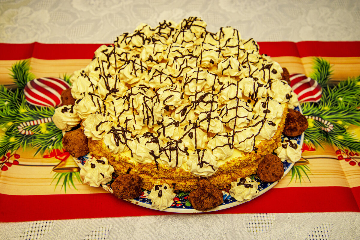 Торт - Анатолий Чикчирный Торт - Анатолий Чикчирный