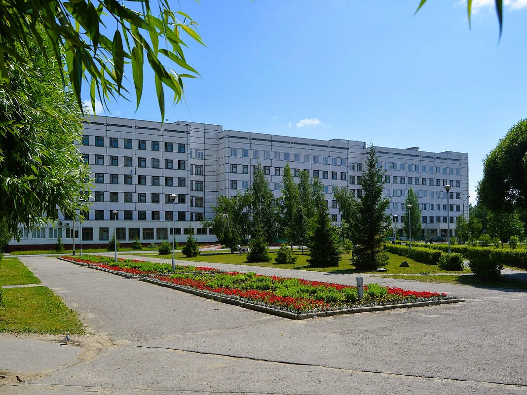 Чебоксары. Детский медицинский центр. - Пётр Чернега Чебоксары. Детский медицинский центр. - Пётр Чернега