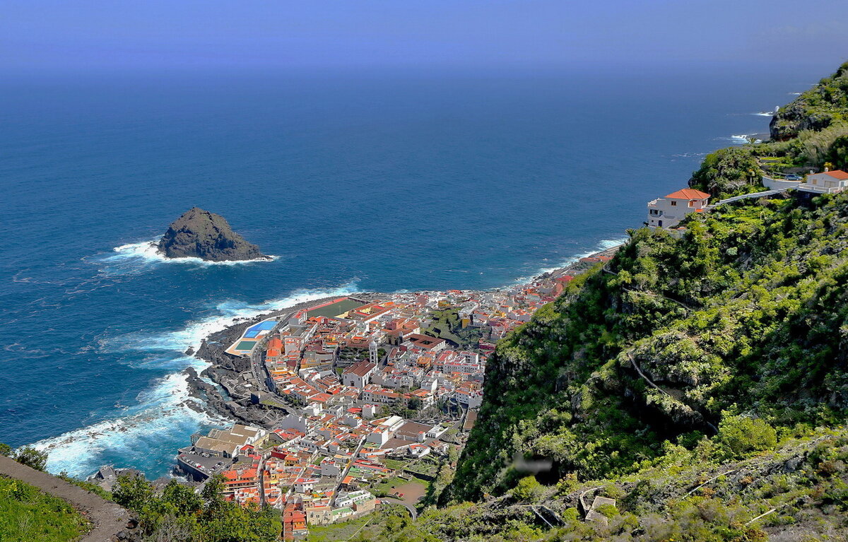 городок на краю океана - Andrey Bragin 