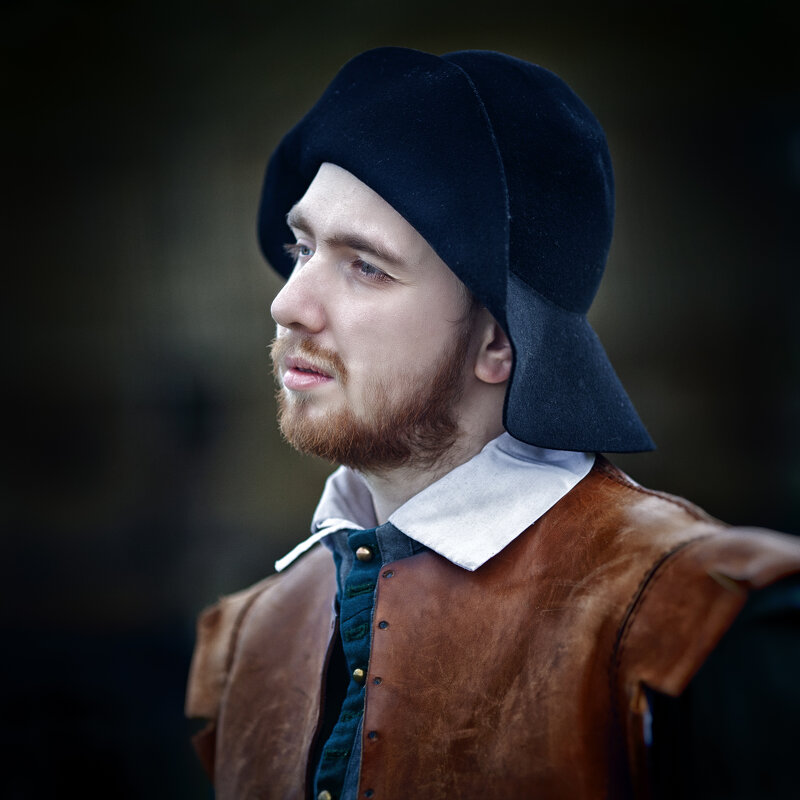 * - Александр Лисовский