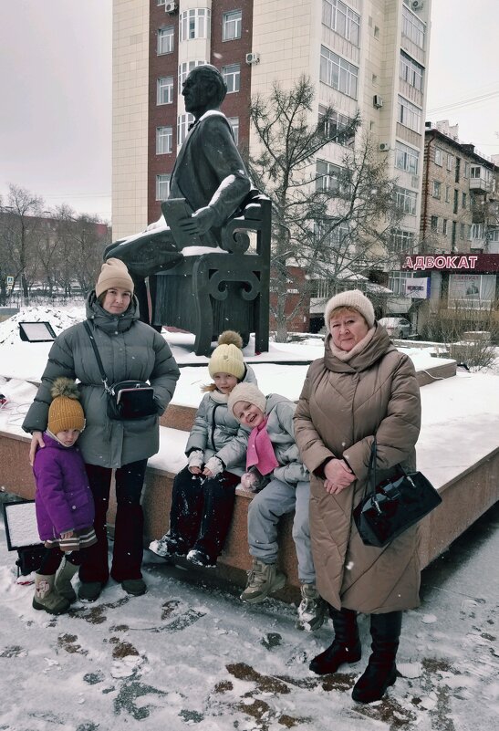 Поход в театр - Андрей Хлопонин