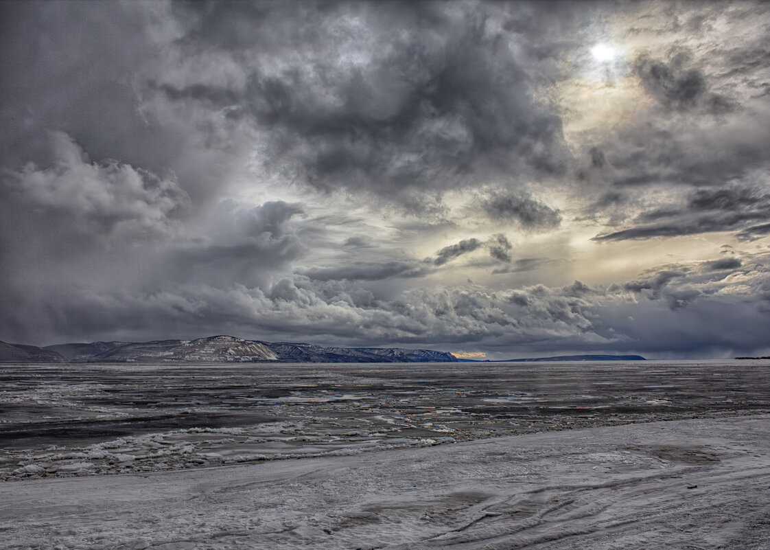 * - Александр Лисовский