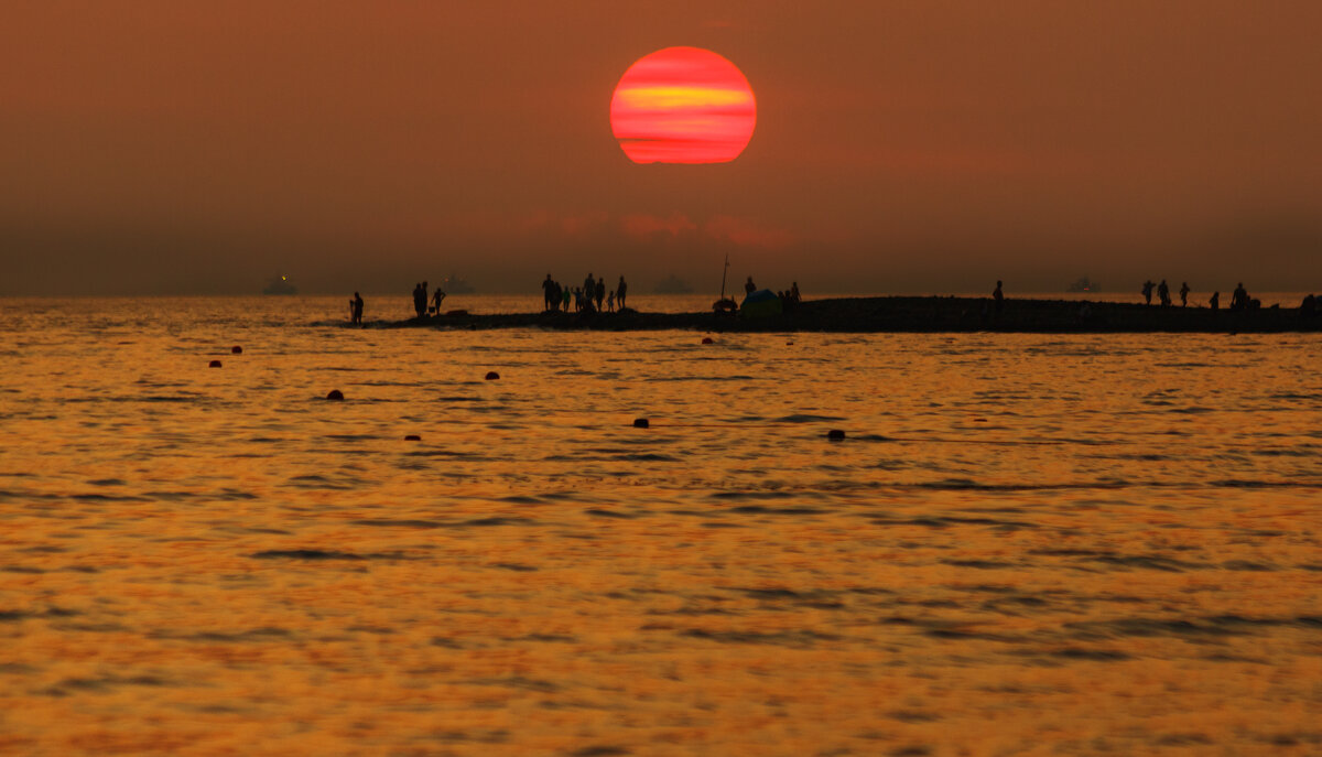 Море на закате - Вячеслав Владимирович