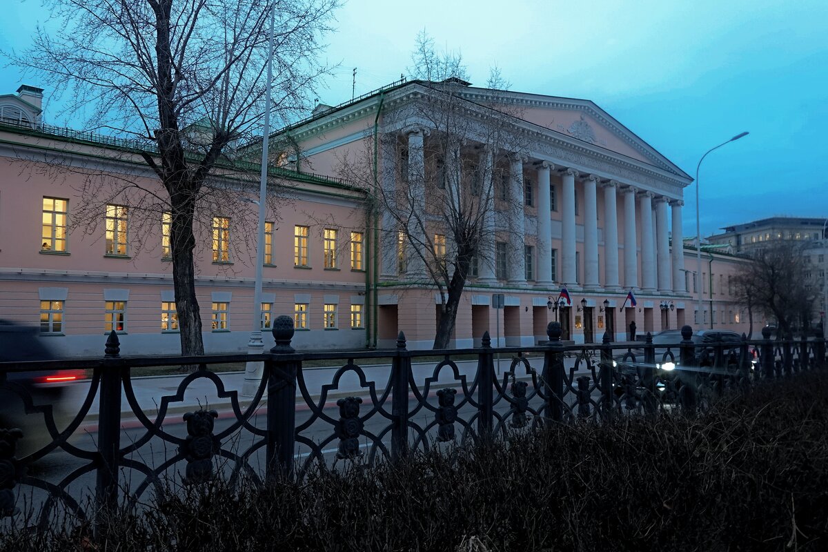 Здание с 240-летней историей. - Татьяна Помогалова