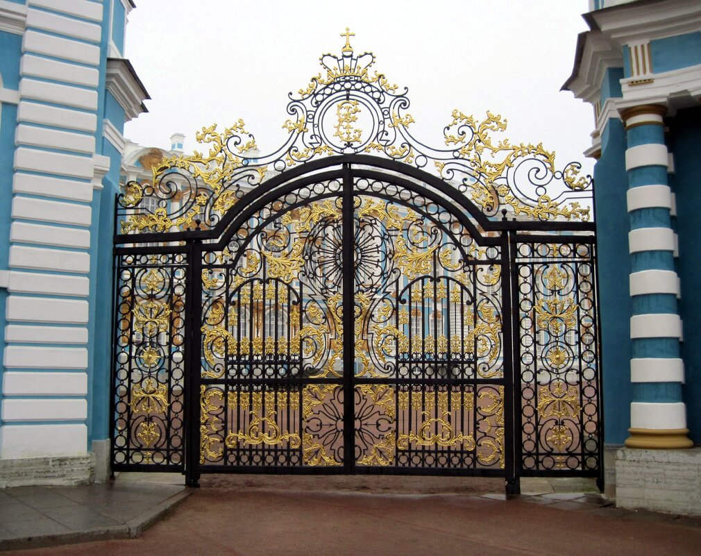 "Золотые ворота" в Екатерининском парке. - Ирина *** "Золотые ворота" в Екатерининском парке. - Ирина ***