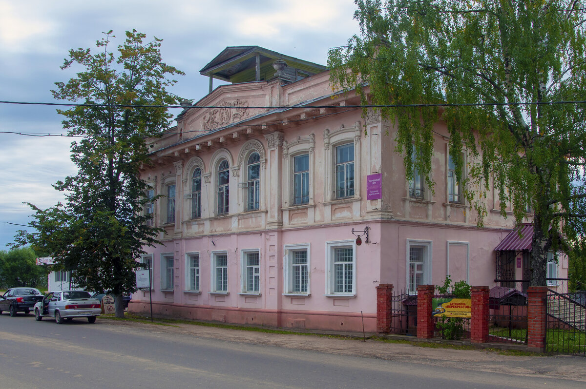 Мышкин. Здание дворянского собрания (фото 2021 года) - Gen 