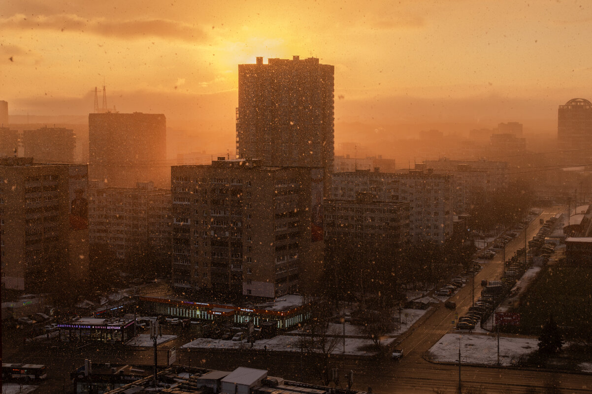 Закат в снегопад. - Валерий Пославский Закат в снегопад. - Валерий Пославский