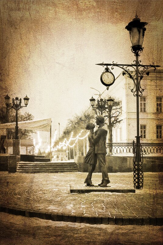 Из серии - "Ночной Ульяновск". Ретро. - Александр Беляков Из серии - "Ночной Ульяновск". Ретро. - Александр Беляков