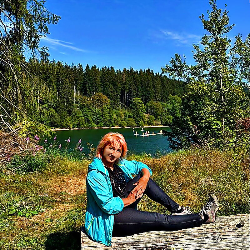 ПРИРОДНАЯ СКАМЕЙКА - Анатолий Малобродский ПРИРОДНАЯ СКАМЕЙКА - Анатолий Малобродский