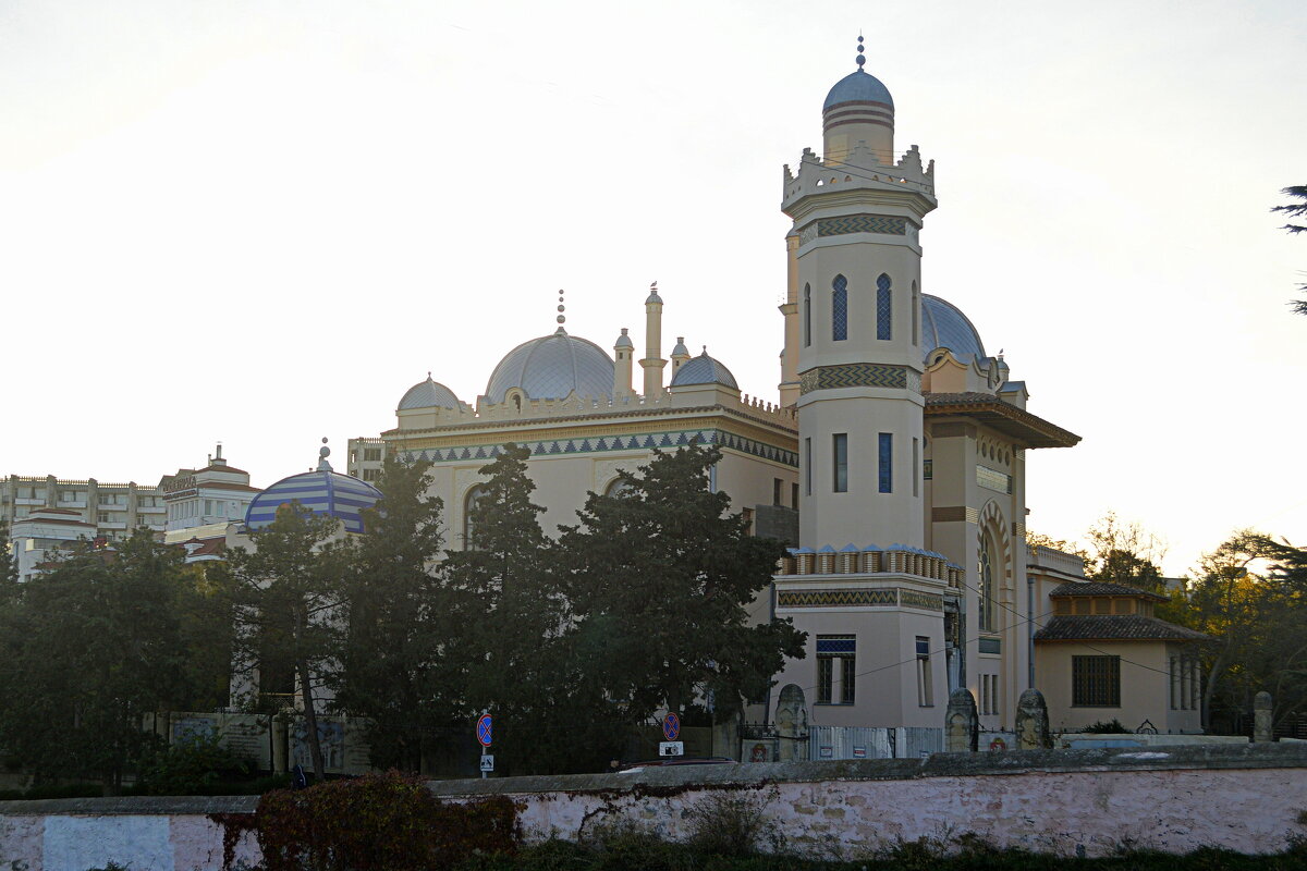Дача Стамболи - Татьяна Лютаева Дача Стамболи - Татьяна Лютаева