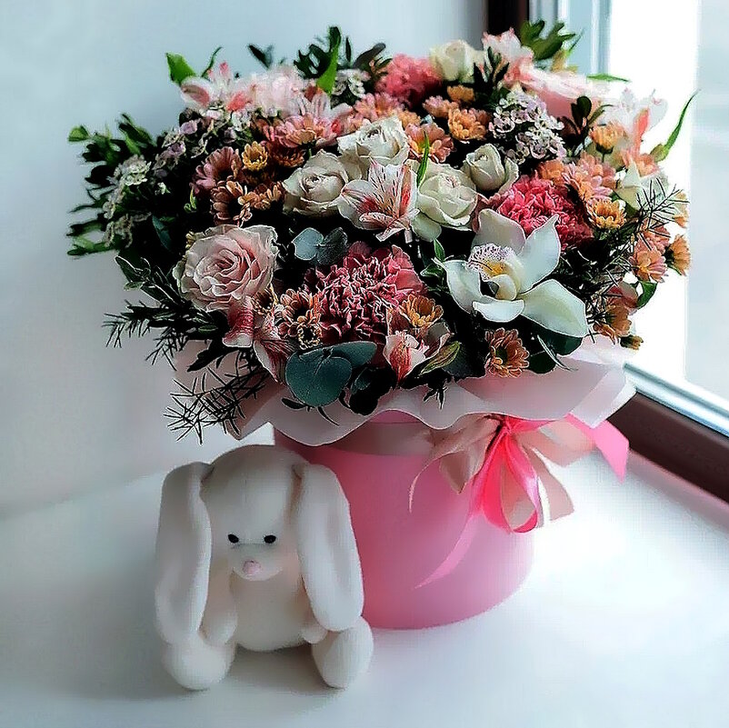 Цветы нам дарят настроенье. - Ольга Довженко