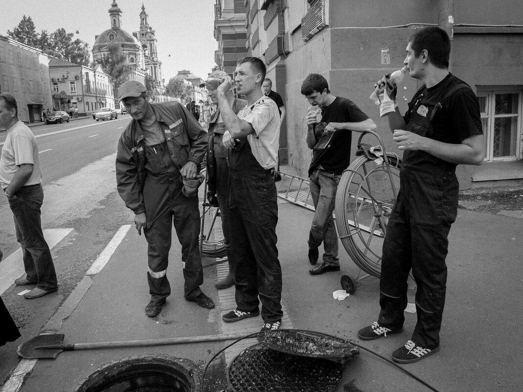 Обеденный перерыв - Сергей Золотавин