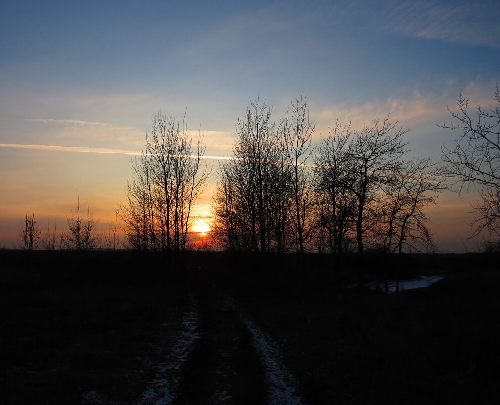 Дорога на закат - Андрей Снегерёв Дорога на закат - Андрей Снегерёв