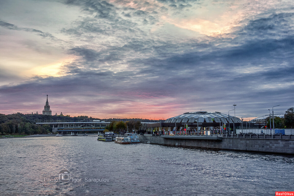 Вечер в Лужниках - Игорь Сарапулов