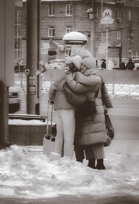 До скорого свидания.(чб) - Сергей Царёв