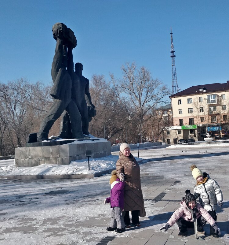 Воскресная прогулка - Андрей Хлопонин Воскресная прогулка - Андрей Хлопонин