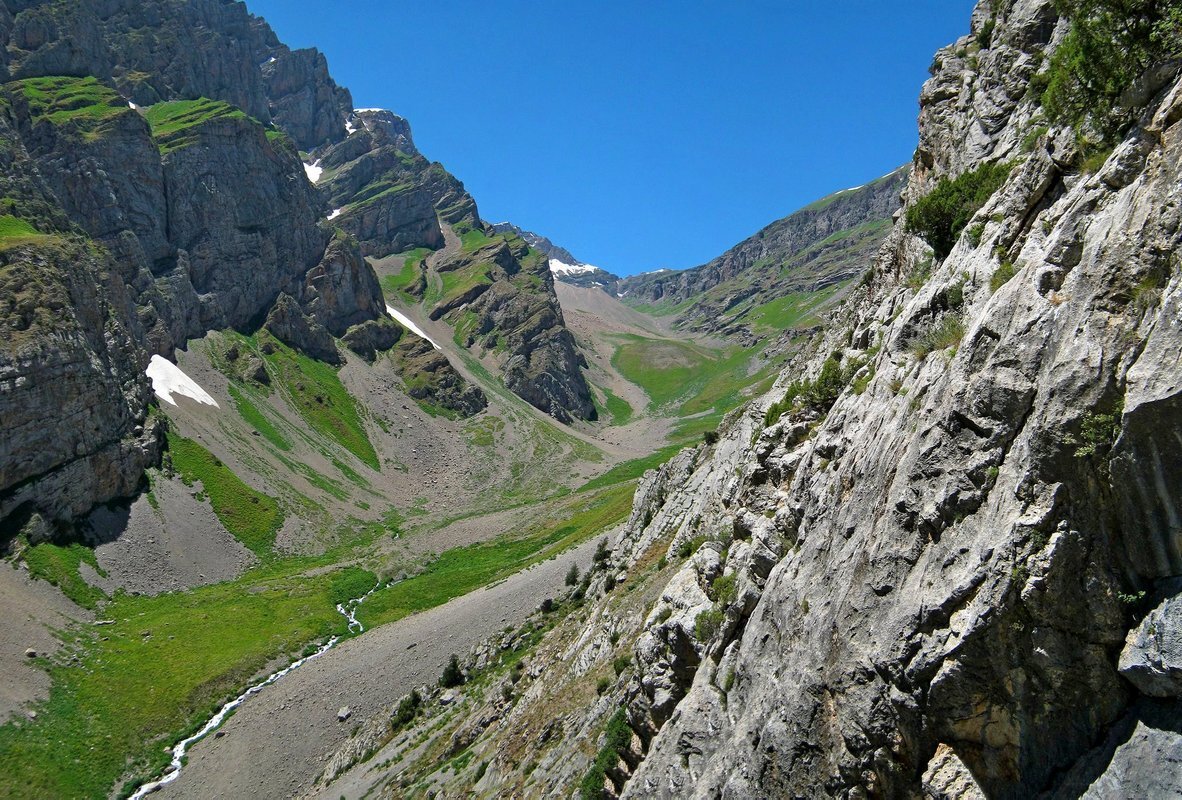 ГОРНАЯ ПРОГУЛКА - Виктор Осипчук ГОРНАЯ ПРОГУЛКА - Виктор Осипчук