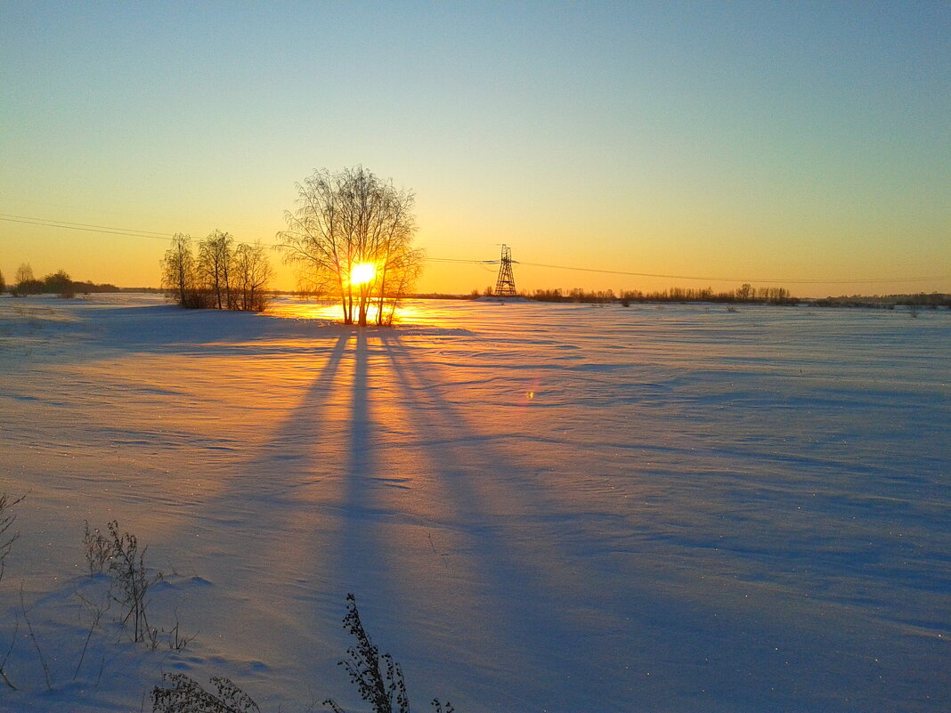 Утро,тени февраля. - сергей ермошкин