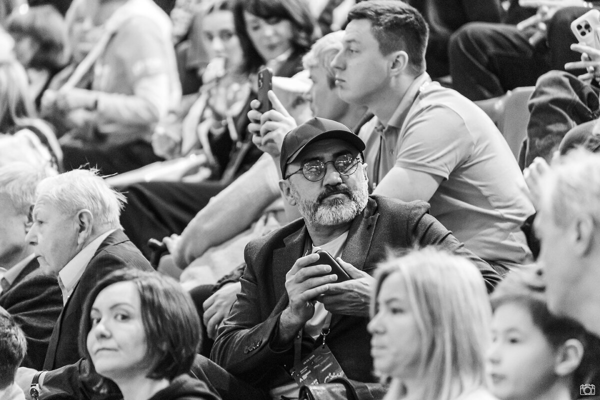 На трибуне - Александр 