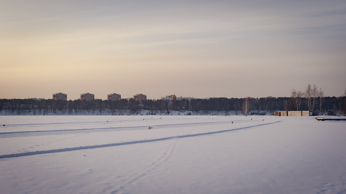 Зимнее озеро. - Вадим Басов Зимнее озеро. - Вадим Басов