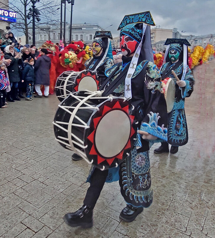 Китайские барабанщики - ИРЭН@ . Китайские барабанщики - ИРЭН@ .