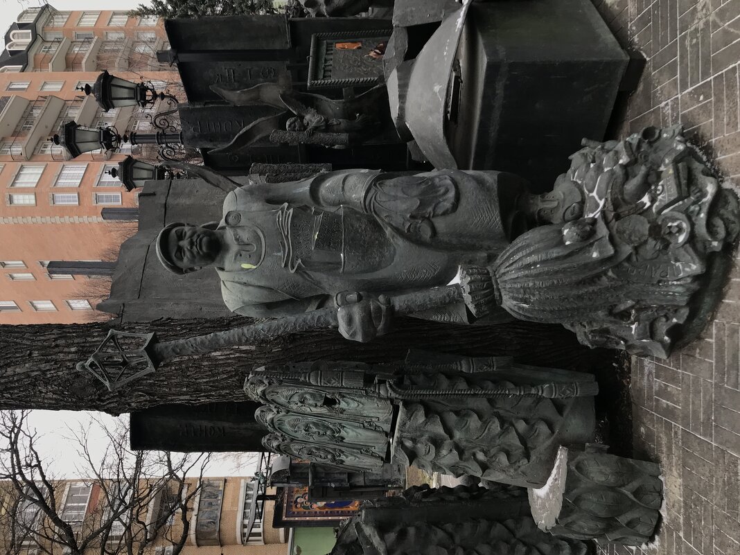 Бывший градоначальник - Любовь 