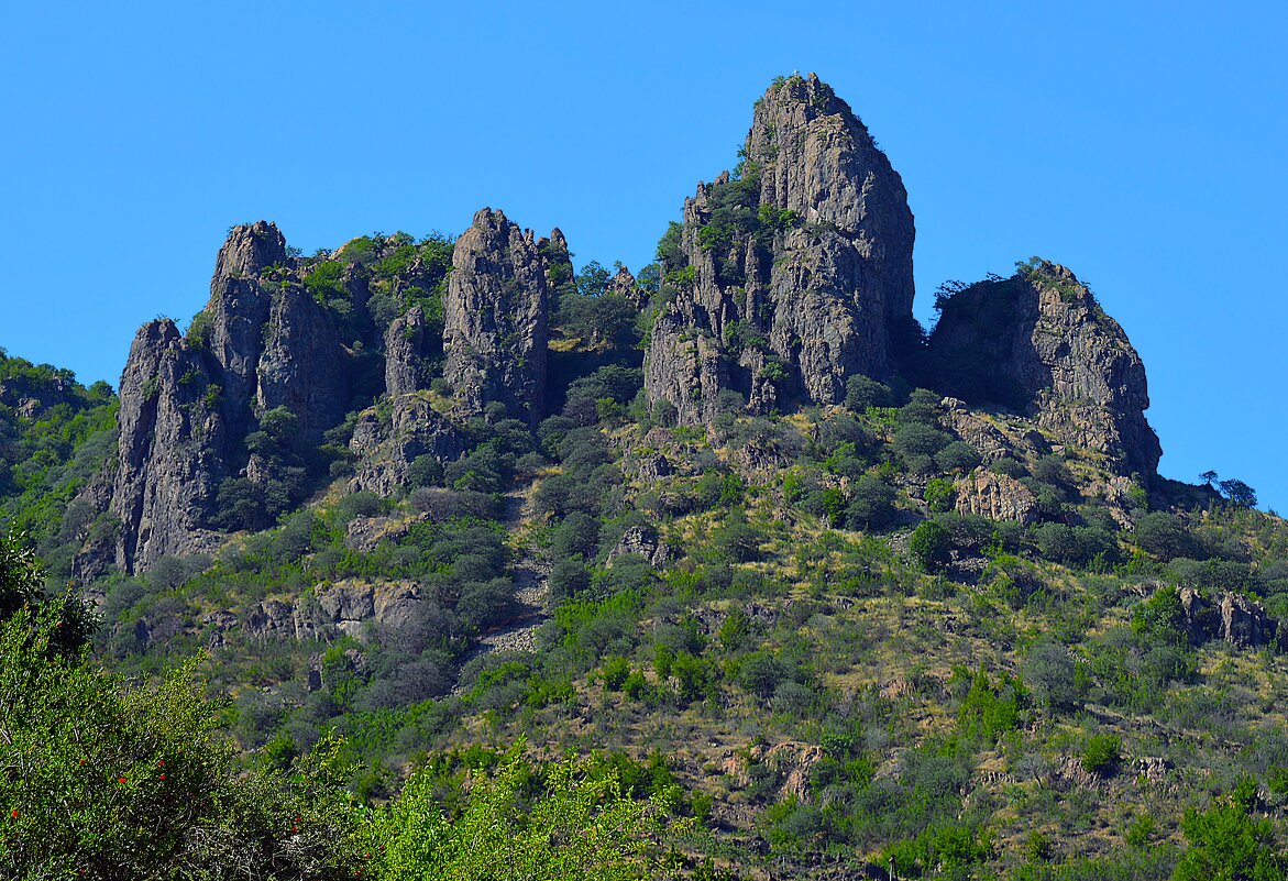 АРМЯНСКОЕ ДИВНОГОРЬЕ - Русский Шах Гончар АРМЯНСКОЕ ДИВНОГОРЬЕ - Русский Шах Гончар