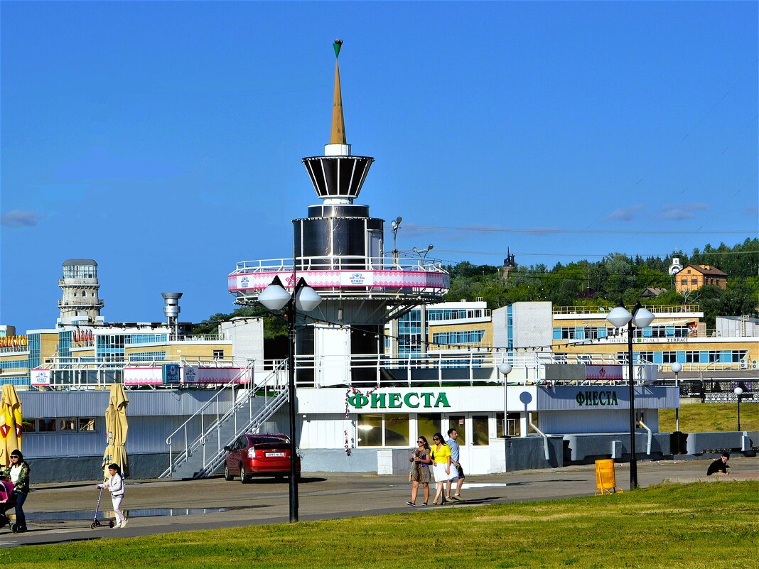 Чебоксары. Кафе-бар "Фиеста". - Пётр Чернега