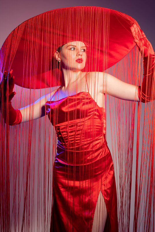 Портрет девушки в шляпе - Лилия Селезнева