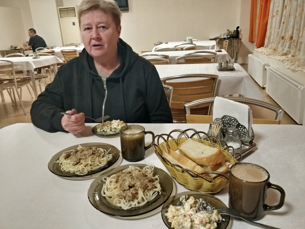 Ужин по саноторский. - Андрей Хлопонин Ужин по саноторский. - Андрей Хлопонин