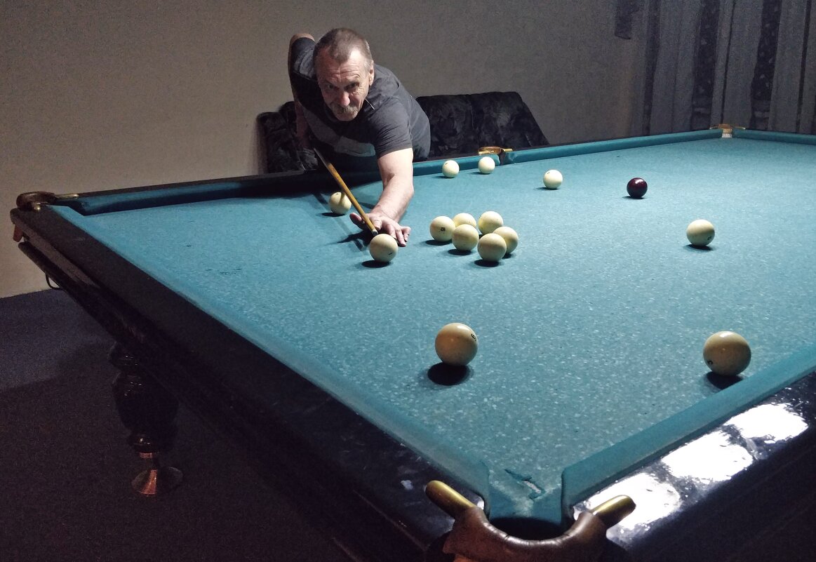 Игра - Андрей Хлопонин Игра - Андрей Хлопонин