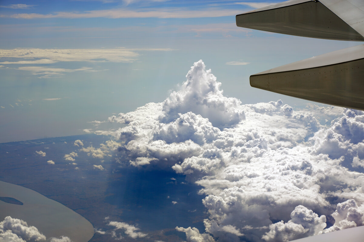 Вид из окна самолета на реку Мехна. Бангладеш - Иван Литвинов Вид из окна самолета на реку Мехна. Бангладеш - Иван Литвинов