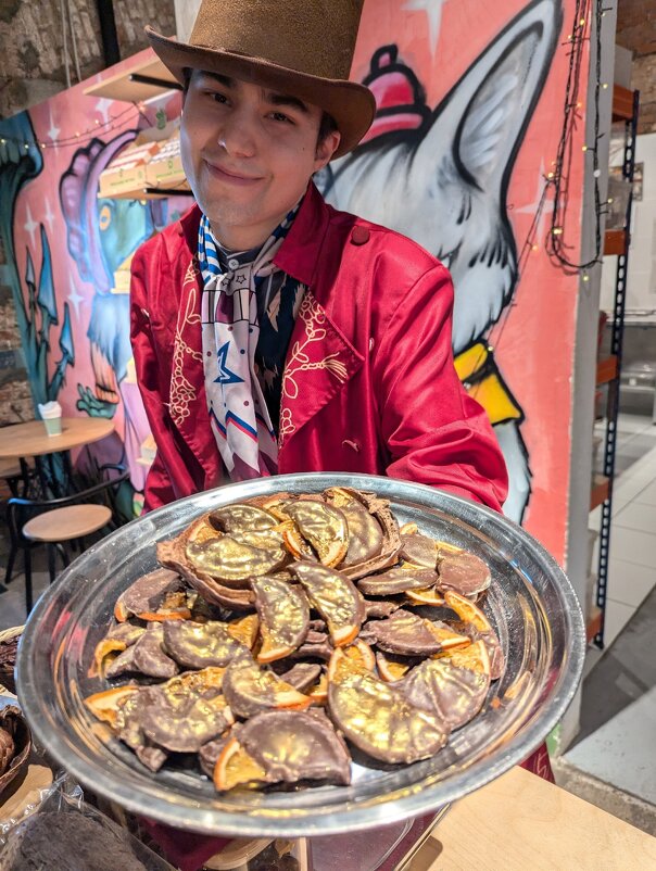 На дегустации шоколада. - Ольга На дегустации шоколада. - Ольга