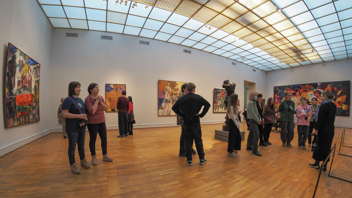 Зарисовка из Музея - юрий поляков Зарисовка из Музея - юрий поляков