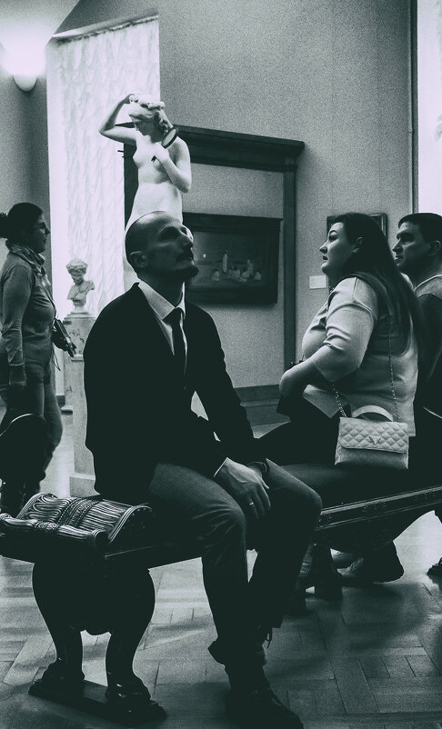 *** - Александр Русинов