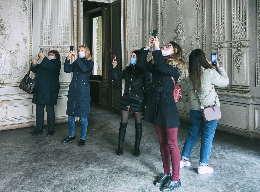 *** - Александр Русинов