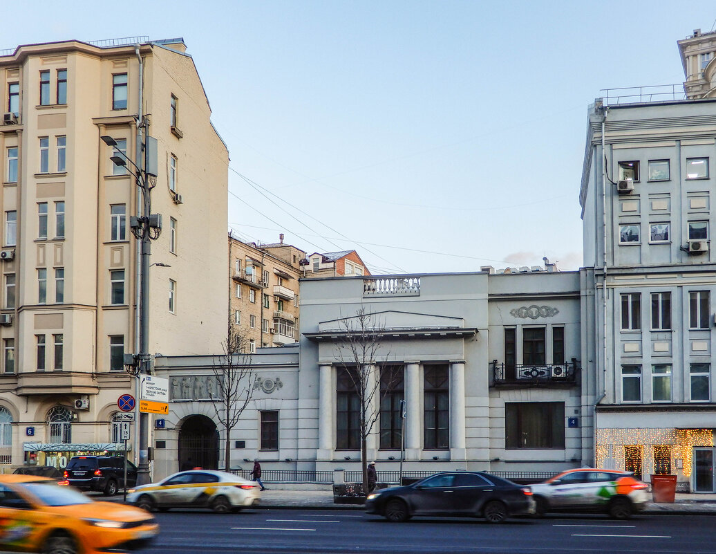 Особняк Ф. О. Шехтеля с флигелем-мастерской (1909)[ - Сергей Лындин Особняк Ф. О. Шехтеля с флигелем-мастерской (1909)[ - Сергей Лындин