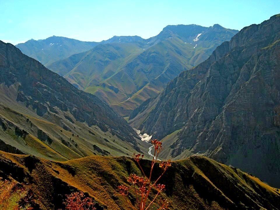 ГОРНАЯ ПРОГУЛКА. - Виктор Осипчук